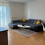 Modern Flat incl. Breakfast&Parking, near Metro U1