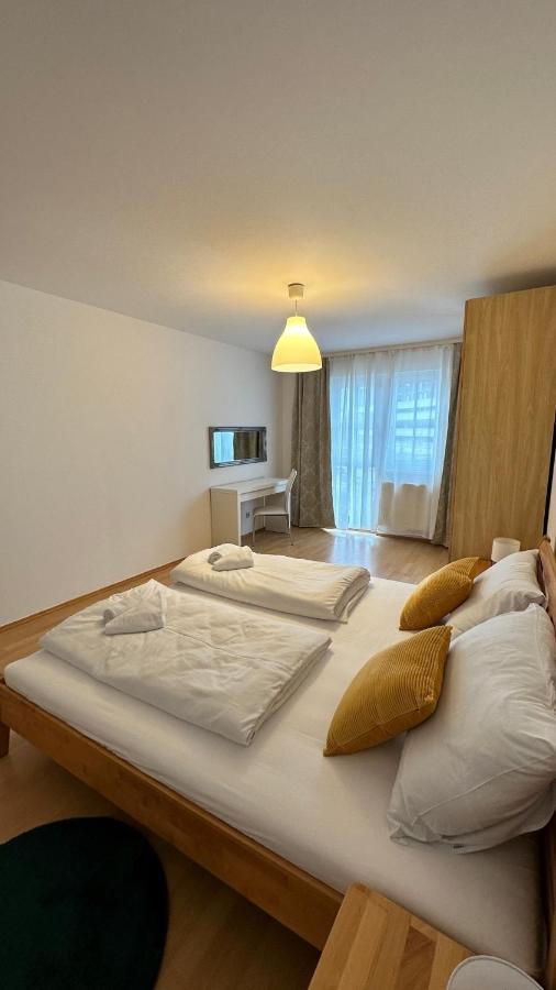 Modern Flat Incl Parking, Near Metro U1 Apartment Wien